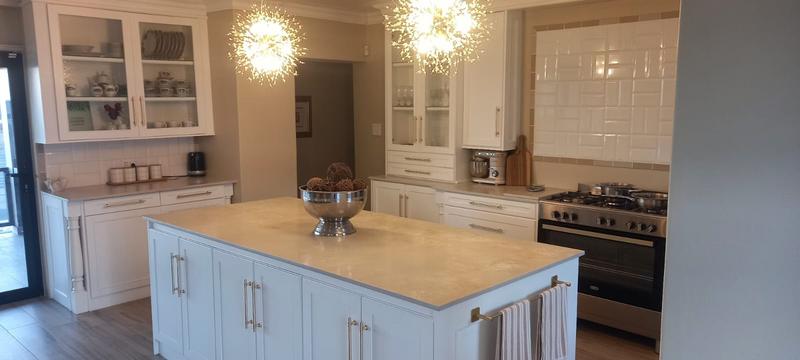3 Bedroom Property for Sale in Sandy Point Western Cape